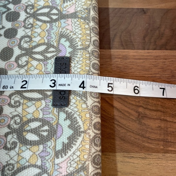 Sakroots Wallet Abstract Peace Pattern Zip Around Multi Card Whimsical Boho - Picture 15 of 15